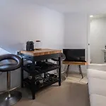 Estrela Escape 1 By Lovelystay Lisboa